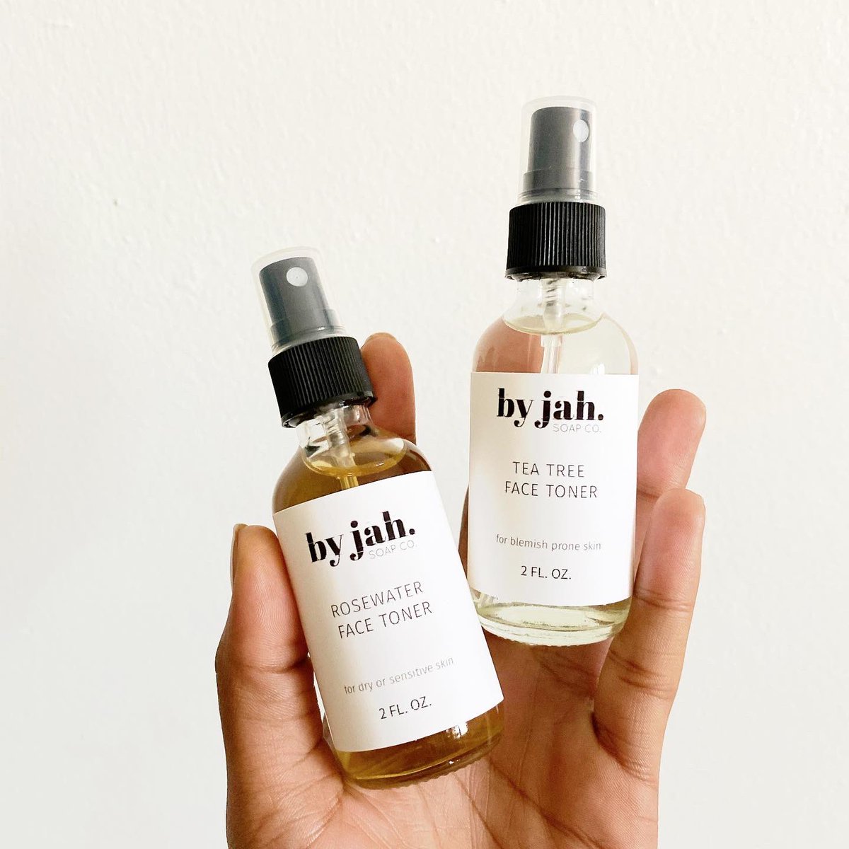 soapsbyjah's tweet photo. Face toners are only $7 while supplies last!!! Making some changes to the shop 😉

https://t.co/vNLacHbbsx https://t.co/BqTH7clmrv