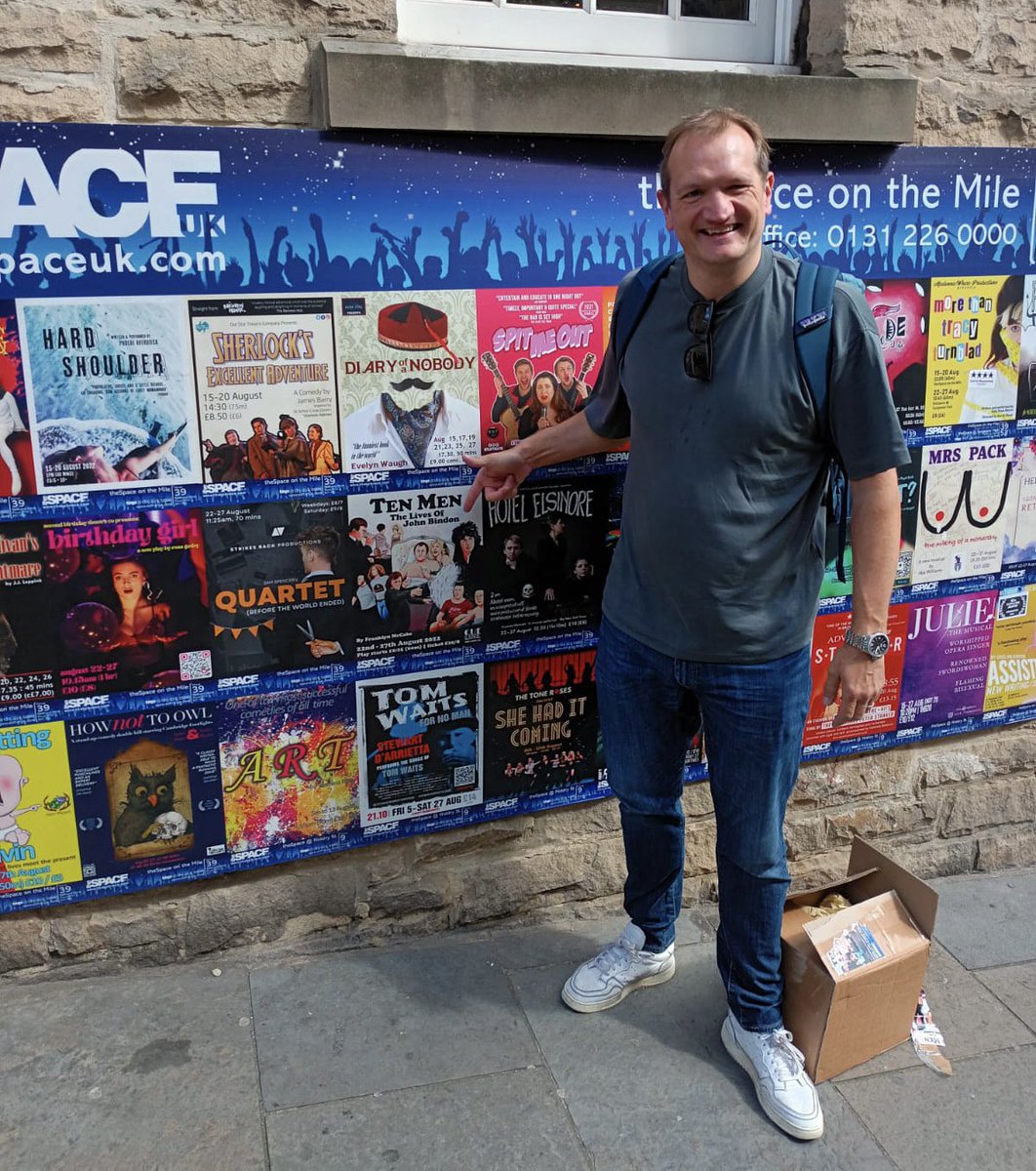 cue_line's tweet photo. First full day of #edfringe extravaganza &amp; Ten Men poster spotting still a novelty! … Show starts daily from Monday #spaceonthemile at a hangover friendly 12.25pm 😁

https://t.co/y64Pq7SBZW

#EdFringe22 #EdFringe2022 #johnbindon #onemanshow #originaltheatre #franklynmccabe https://t.co/vECciHJGuz