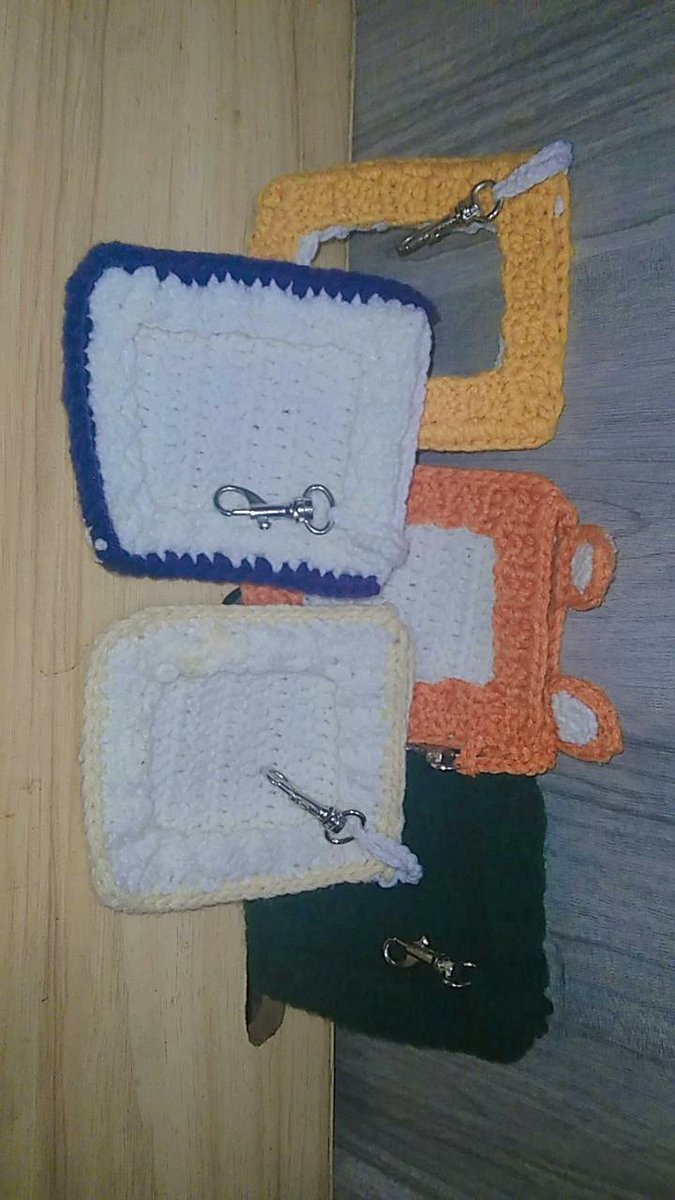 ˗ˏˋ #WTS  #LFB  ´ˎ˗

♡ crocheted pc holders (no toploader inside)
⁀➷
    90 each + 10 pesos for pf
MOP: GCash
MOD: Shopee Checkout
DOP: PAYO / 3 days reservation 
LOCATION: Bulacan