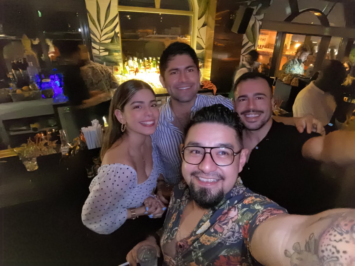 _alexcuisin's tweet photo. #FriendshipGoals https://t.co/7pYo16AjxT