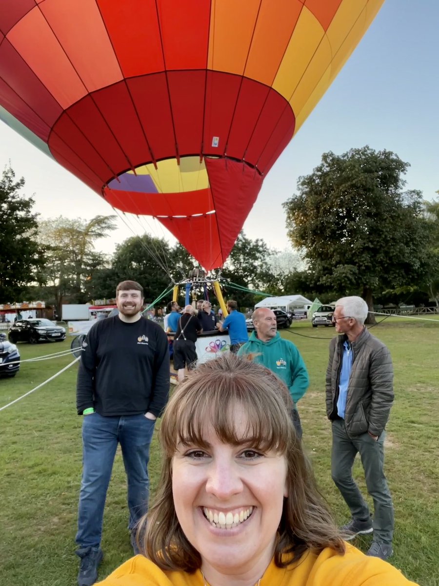 Hook_Ballooning's tweet photo. While Tom and Blackhawk are competing in the UK nationals, Alex (@AlexHook2) and Phoenix are joining the Oswestry Balloon Carnival! Fast winds today have limited the flying but hoping for a slot Sunday Monday to get in the air #hookballooning #oswestryballooncarnival https://t.co/kwKcNSYq5v