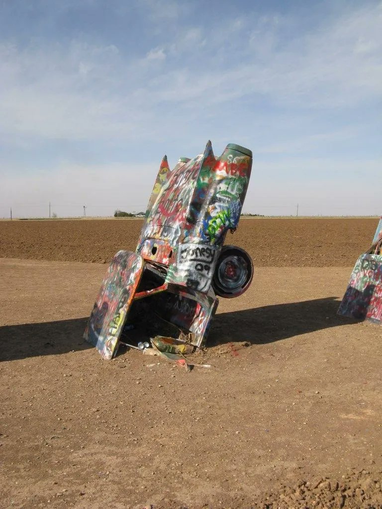 HellBentXpress's tweet photo. More #ProfessionalTourist stuff at Cadillac Ranch in Amarillo, TX.  #ArtLove https://t.co/aPgQTLlgFd