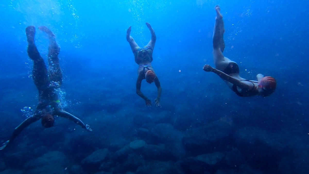 You don't have to be a mermaid to feel like one...

#swimmingabroad #swimmingholidays #swimmingingreece #openwaterswimmer #swimmingcommunity #greekislands #summer2022 #openwaterswimming #greece #greekholidays #summerholidayfun
