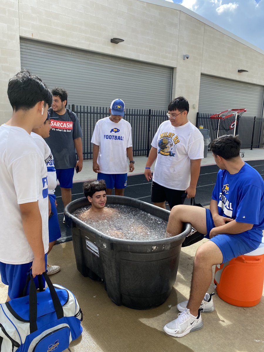 MilbySportsMed's tweet photo. Recovery Day… Ready for Week 1
#MilbySportsMed #MilbyFootball #BuffWay https://t.co/GbWGg3jUxP