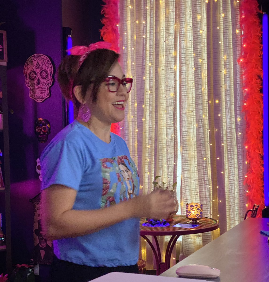 OmarLopez0207's tweet photo. I love having a front row view of the @MicrosoftFlip Saturday Party.
I feel @FelyTeachnology’s energy and enthusiasm radiate every time she speaks.
#CoPilotForLife https://t.co/OuDM4NFQbs