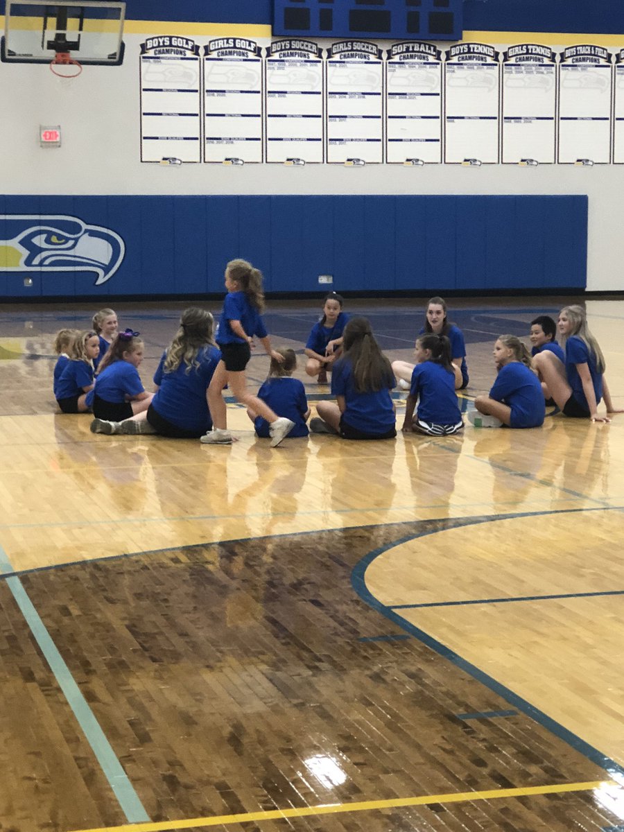 Hawkettes_JHS's tweet photo. Some warm up duck duck goose before the kid camp performance at the Gatorade Bowl this past Friday night! #dancelikeahawkette 💙💛 https://t.co/BOkOLQND31