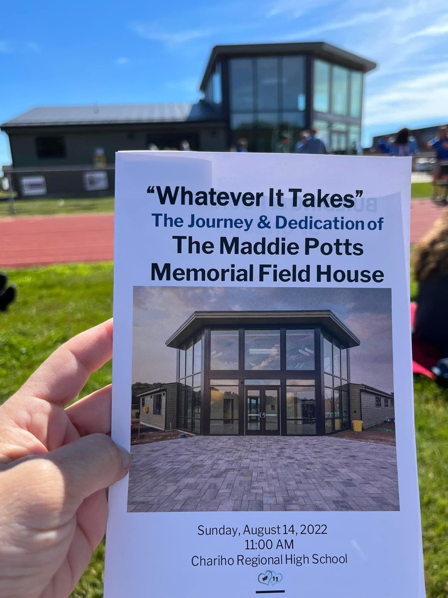 mpfoundation11's tweet photo. No coincidence that we are seeing @Imaginedragons tonight at Fenway 🥰 #whateverittakes to keep people from forgetting all you stood for Maddie Grace 💙 Thanks for your help @BethKrudys #maddiepottsmemorialfieldhouse #forever11 #maddiementality #brainaneurysmawareness https://t.co/G8pNRA2d1I