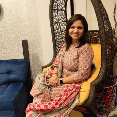 Chandrakanta18's tweet photo. #NewProfilePic https://t.co/946NTzNi5c