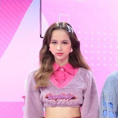 LhanoyKk's tweet photo. สวยน่ารัก​                      สวยเริ่ด
#TPOPSTAGExLessismore4EVE
#Hannah4EVE https://t.co/jGR2nA8JtW