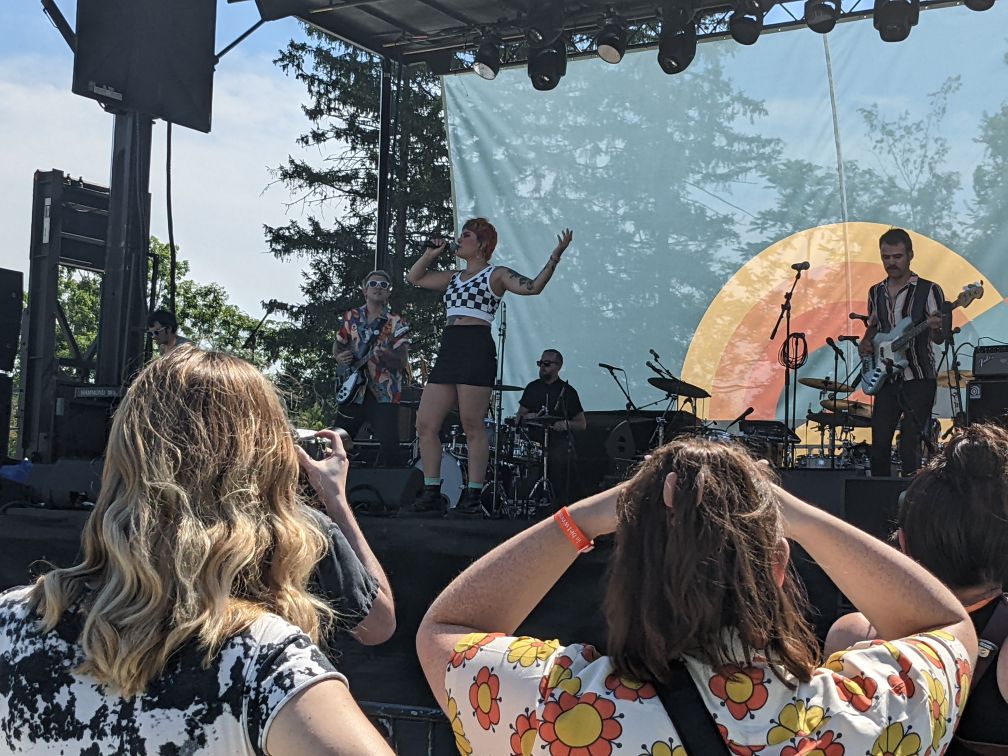 taco2day's tweet image. Catbite kicks off In Between Days #inbetweendays #humplive