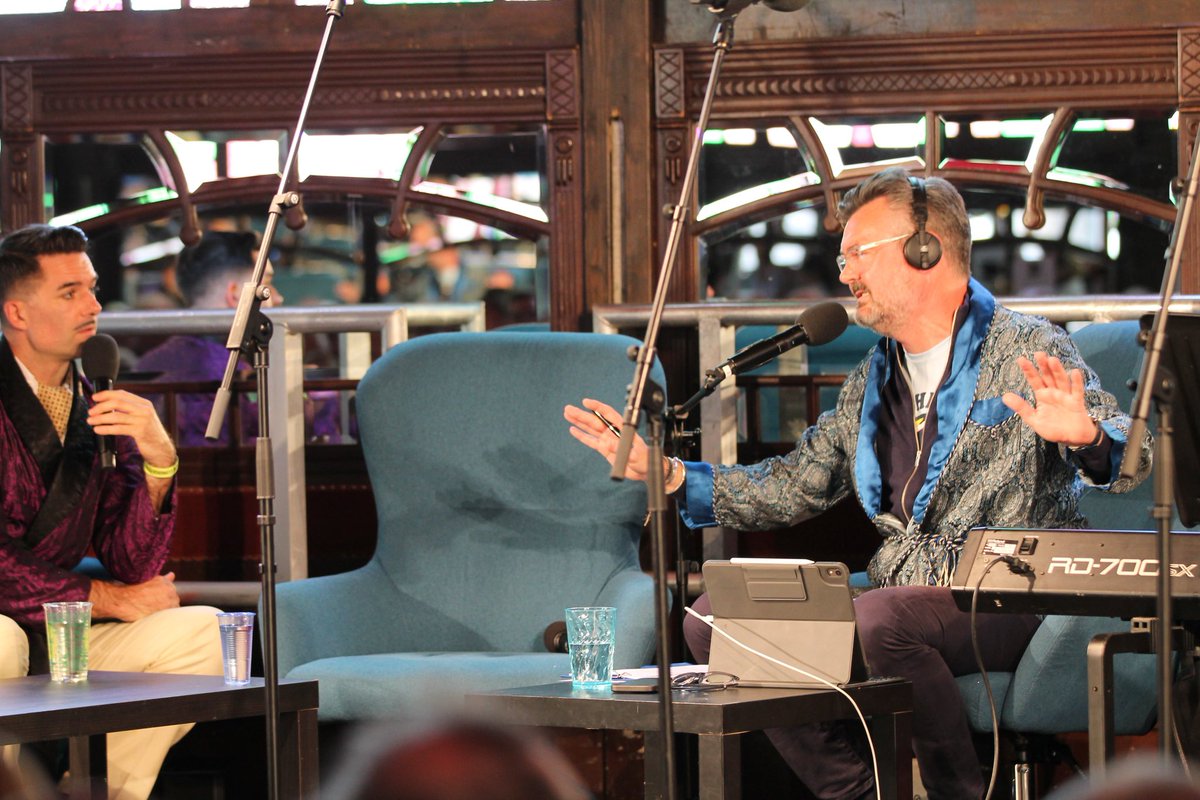 Had the pleasure of chatting to @TroyHawke this week live from @BBCEdFest on @BBCRadioScot. An absolute gentleman with immaculate taste in smoking jackets. Said Troy. #GoSee #GreetersGuild #ShouldersBack