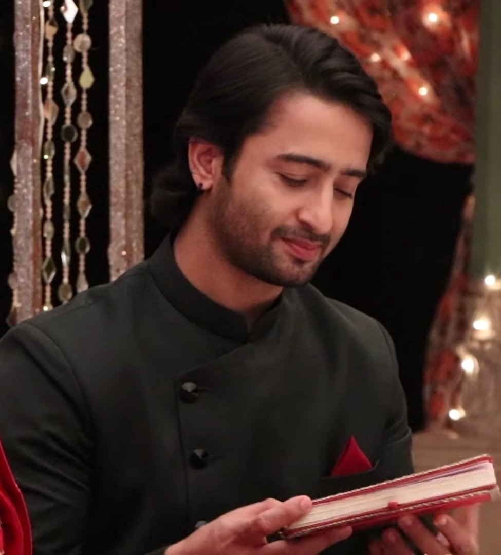 He looks soooo fineeeee!!😩🫶🏻

#shaheersheikh