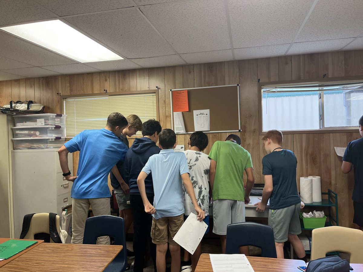 Mr. Joiner’s class used their detective skills to analyze images to learn about the different eras they would study in Texas history this year.  Loved seeing the BDJH students so engaged during their first week! <a href="/KISDSocStudies/">Secondary Social Studies Dream Team</a>