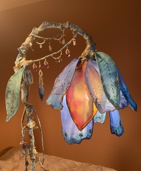 lavieestbelIe's tweet photo. Flower lamps https://t.co/8n2MGKpv4U