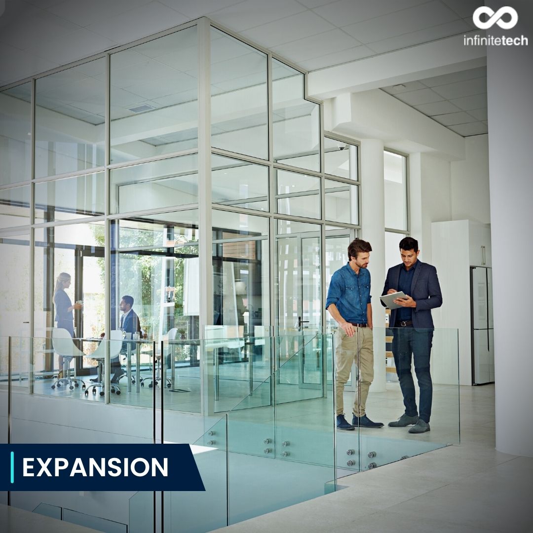 InfiniteTechHQ's tweet image. #CloudComputing offers your enterprise a wide range of tools and resources which increases the expansion and growth of your business. 

Learn More &amp;gt;&amp;gt; infinitete.ch