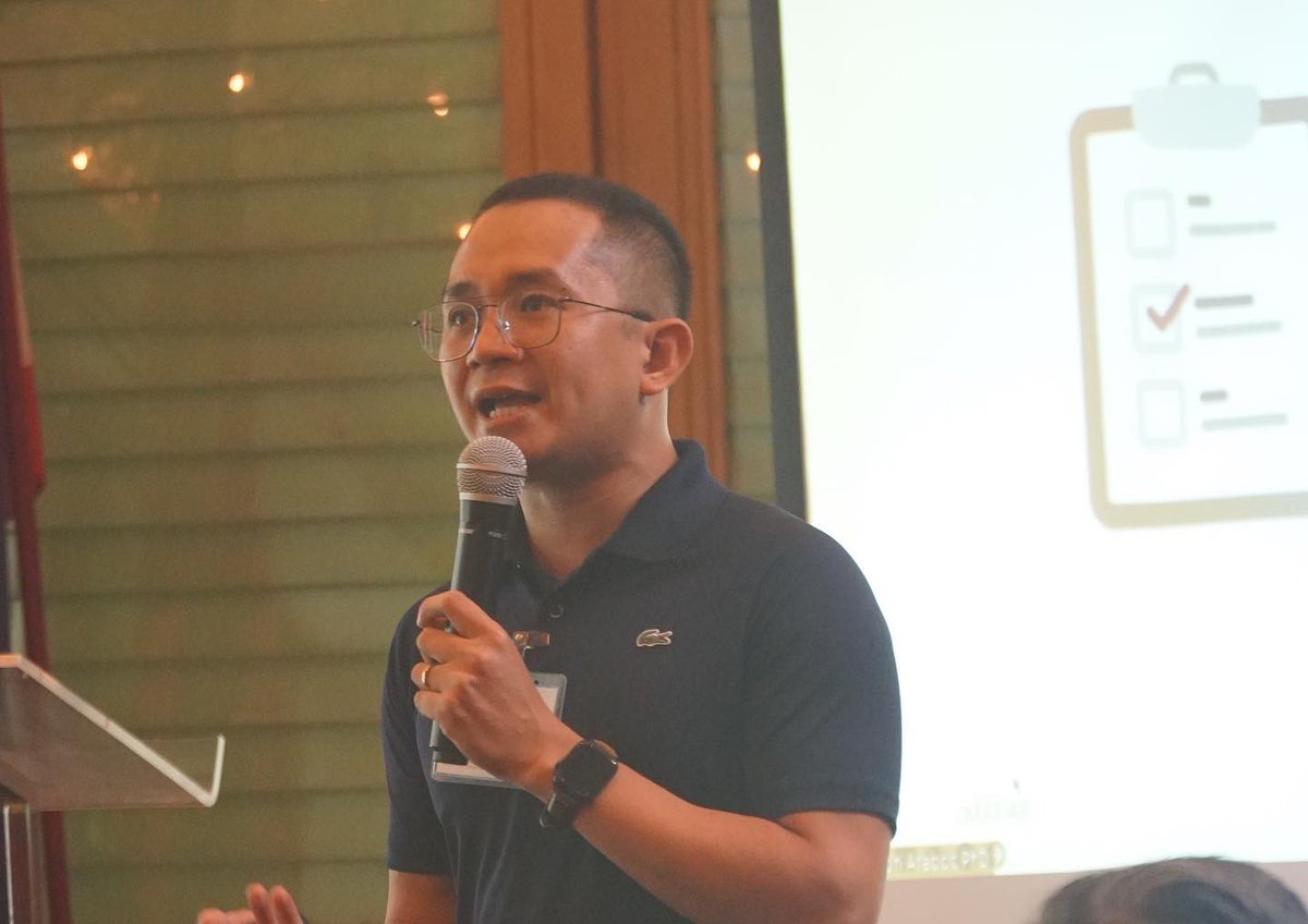 jaarapoc's tweet image. Last leg of the NEDA Basic Econ Course for Non-economists. 💙

#EconomicsForAll