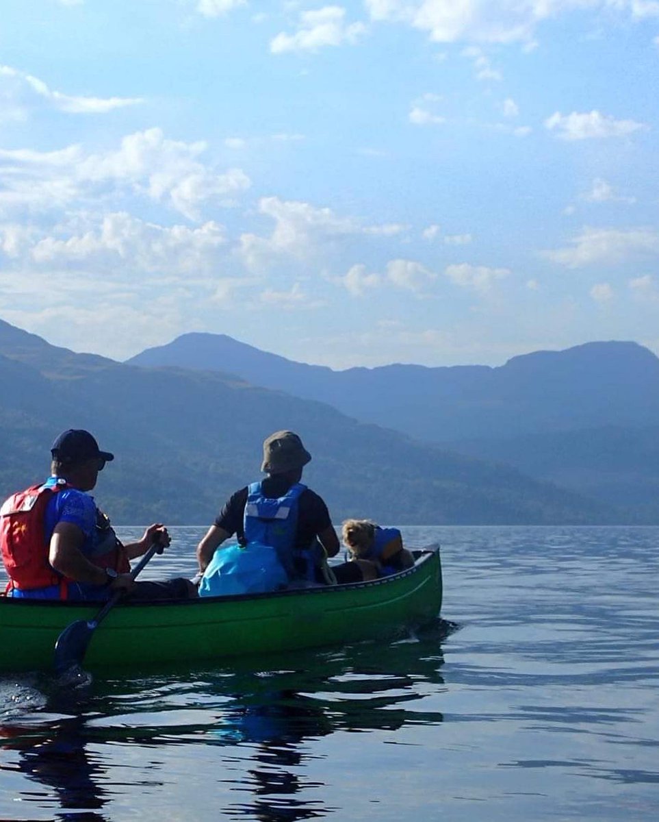 Majorkayaking's tweet photo. Canoetastic!  Pics from a recent trip out to circumnavigate Loch Lomond - the largest lake in Europe.  Get in touch if you fancy having a crack at one of our starter courses. Info@valepaddlesports.co.uk

@_BARRYISLAND_ @carolvorders    @ColetteNews (;-)) https://t.co/9fCqncrGi8