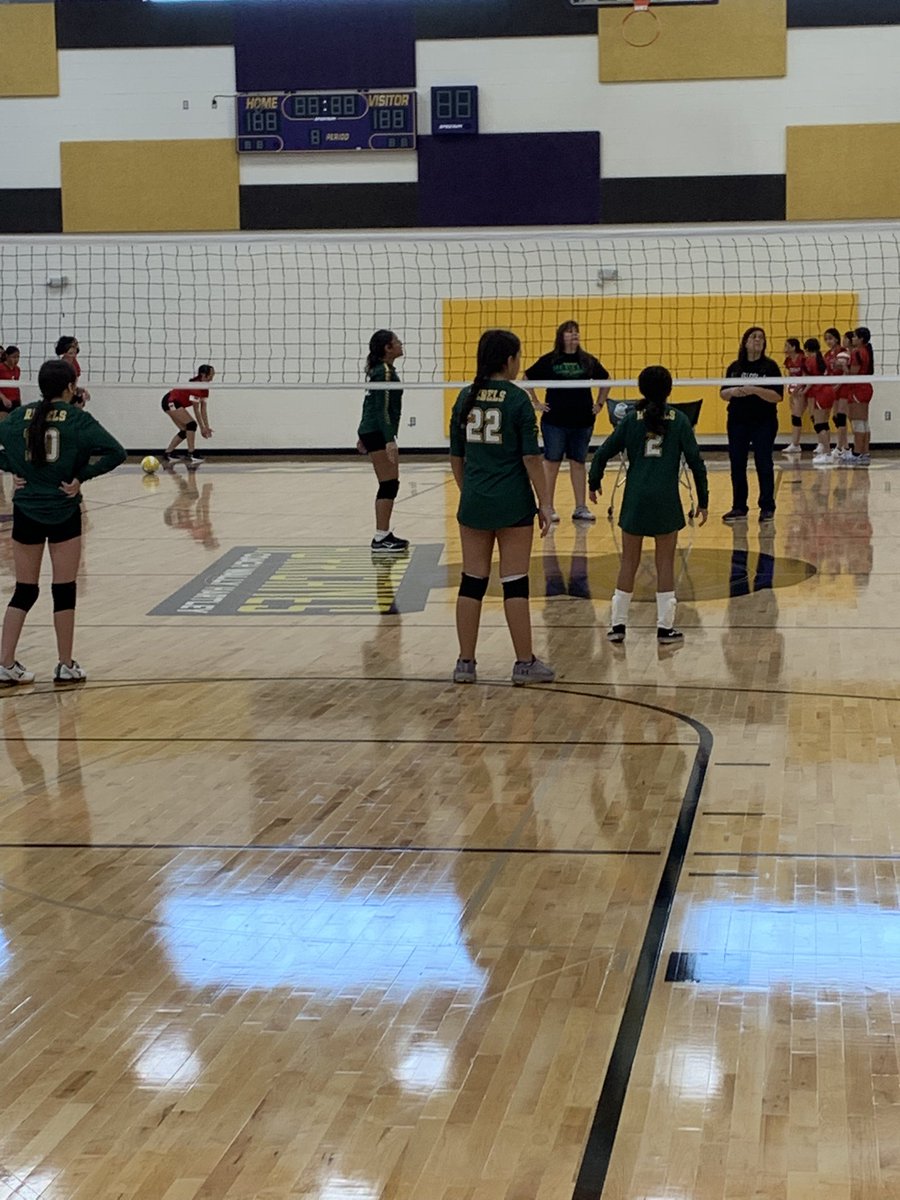 Stacey Salguero (@salgueroaphrtly) on Twitter photo 8th grade warming up to #beatmacarthur <a href="/WandaLetice/">Wanda Johnson</a> @RossRebelsEPISD <a href="/LadyRossRebels/">Lady Rebel Athletics</a> 8th grade warming up to #beatmacarthur <a href="/WandaLetice/">Wanda Johnson</a> @RossRebelsEPISD <a href="/LadyRossRebels/">Lady Rebel Athletics</a>