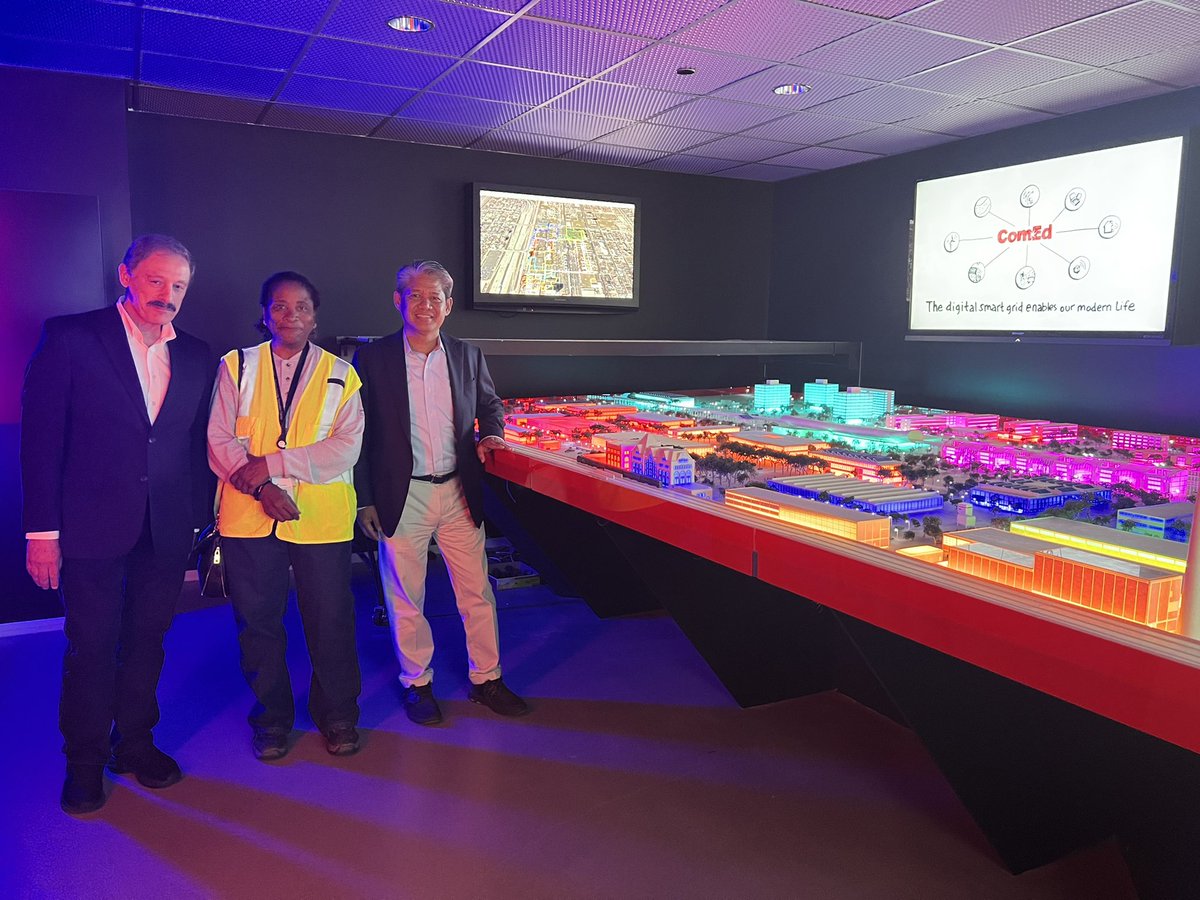 GQenergy's tweet photo. Great visit yesterday w/ @ComEd’s long term partner & collaborator Professor Mohammad Shahidehpour of @illinoistech, who is also the Director of the Robert W. Galvin Center for Electricity Innovation. #smartgrid #microgrid #renewableenergy #smartcity #gridresearch #cleanenergy https://t.co/Ii2C3PIVKg