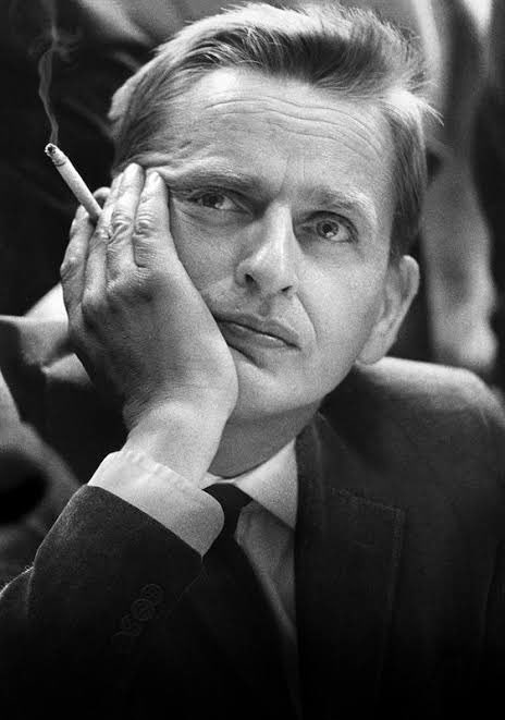 The late enlightened Prime Minister of Sweden, Olof Palme, personally accepted our family to enter Sweden as refugees in 1983. For this I shall always love the great Olof Palme.