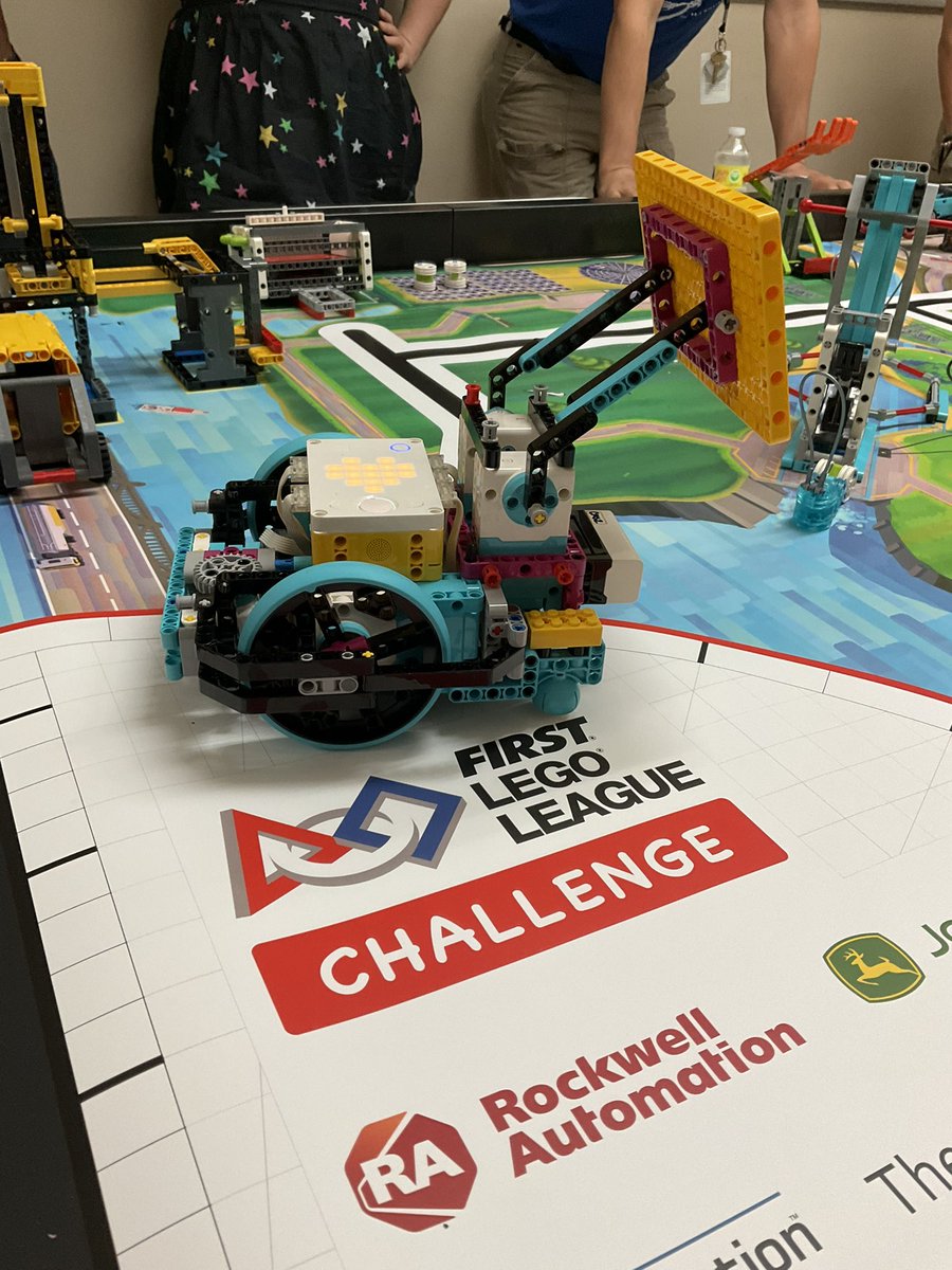 MNPS_STEAM's tweet photo. Dedicated MNPS STEAM middle school teachers spending their SATURDAY to prepare for the FIRST Lego League Challenge 2022-2023 season.
#MNPSSTEAM #FIRSTLEGOLEAGUE #FIRSTENERGIZE #AmazonFutureEngineers https://t.co/bvbkjHfTf8