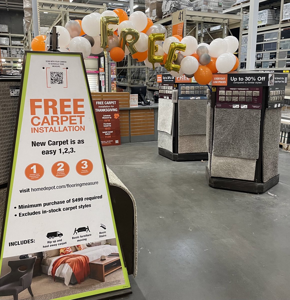 PeteRodriguez__'s tweet image. 3507 and Specialist April shouting out FREE CARPET INSTALLS! 

#PMDWinsWithServices 

@SarahMonaco091 @MattCramer179 @Melinda11521488 @LaurieBeyale @ArmijoPete