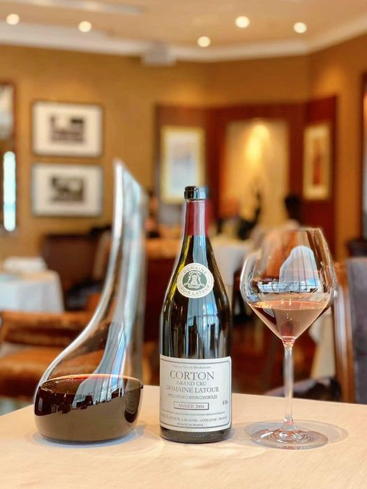 herunling0215's tweet photo. Have a nice weekend~!

#redwine #红酒 #chateauséguinon #chateaucoquin  #sloanwinery #scarecrowwinery #chateaudaravalle #chateauabbéu #bryantfamilywines #chateauharlan #shadcellars #chateaueaglewinery #singlegirl #单身女孩 #redwinelovers #红酒爱���者 https://t.co/UaMz4RGI4G
