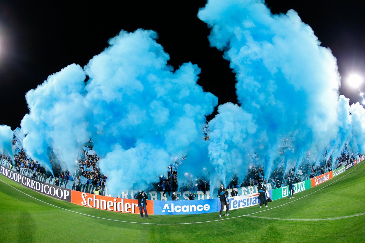 Belgrano's tweet photo. ☁💙 Cielo de un solo color que me sigue enamorando. 😍 https://t.co/eVOmN3ipd7