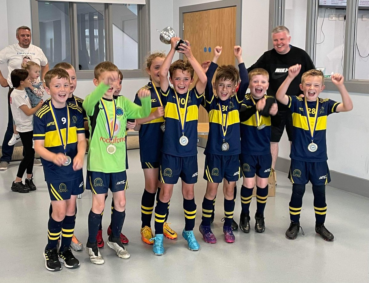 DonBoscosFc's tweet photo. Congratulations to DBFC 2013’s who won the Shanty 7’s tournament today in memory of Peter O’Hagan. 
The final went to penalties against Foyle Harps. Special mention to goalkeeper Jacob who pulled off some great saves 🙌🏼 DBFC 50TH 💙💛💙💛 https://t.co/ov6t9KN634