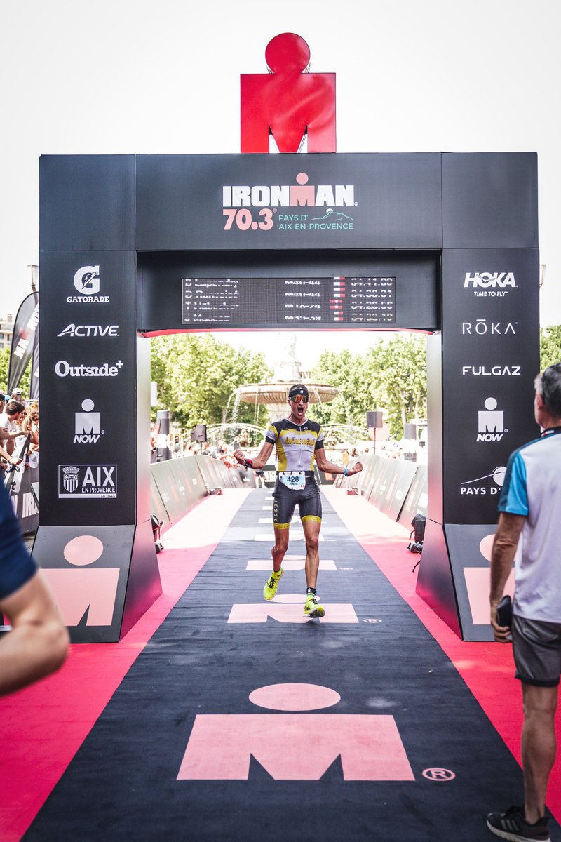 CoachJesseVn's tweet photo. Stunning performances of our athletes in the #Ironman races past years! A group of individuals that grew to a team of winners and motivates eachother across the world by working evidence based,creative and performance oriented.Resulting in a 2022 12man @Ironman_kona qualification https://t.co/RISNEGcXIr