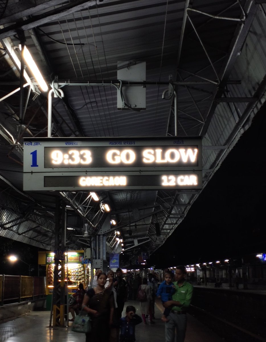 mumbaimatterz's tweet photo. This definitely was "Go Slow"

9.33 Goregaon Local did not arrive till 9.53...at KingsCircle

#MumbaiLocal
#HarborLine https://t.co/rShf1x1Olk