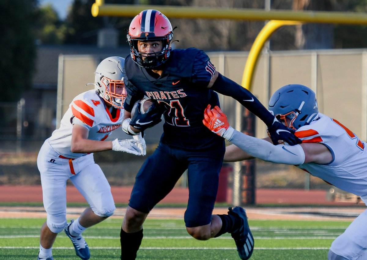 joekbailey's tweet photo. Santa Ynez rolls past Atascadero in season opener https://t.co/U5BDv8k89B via #SantaMariaTimes @SYHS_Athletics📸@lwood83 https://t.co/cMWuhoJ0Tj