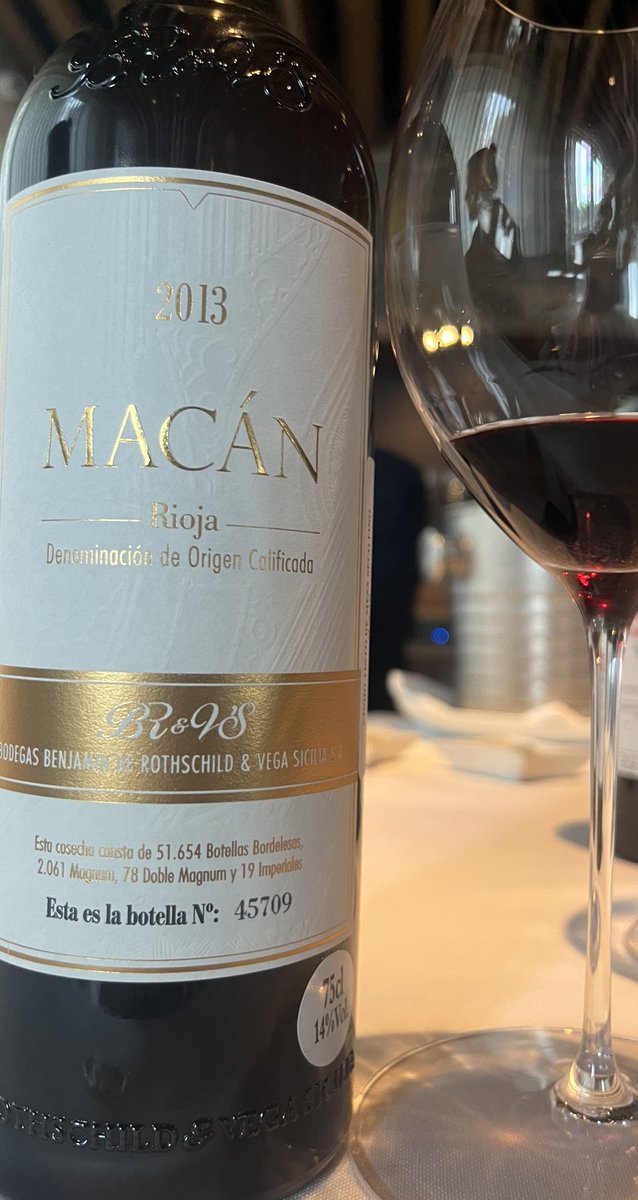 cecialdaz's tweet photo. Rioja: Entre o clássico e o moderno… #vinhosTwitter https://t.co/0Elt32W949