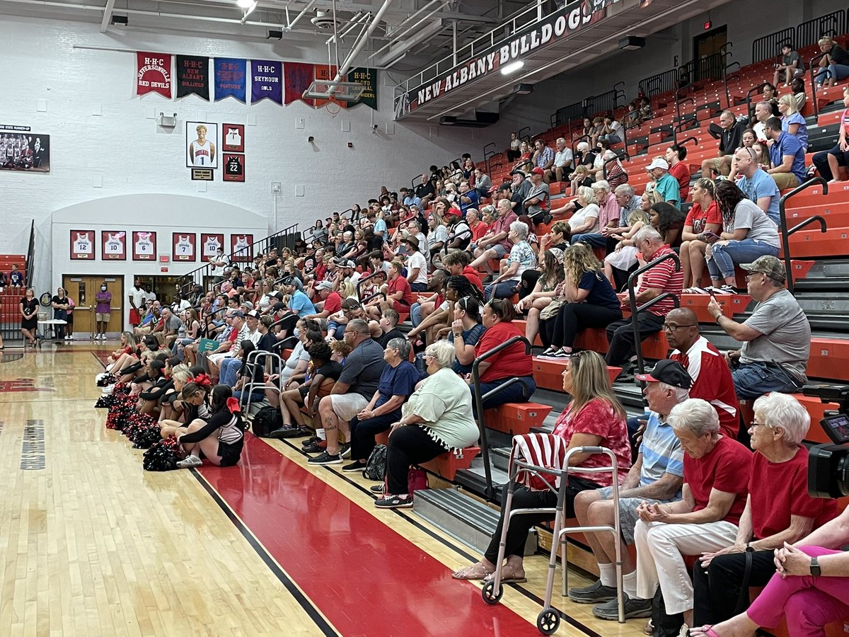 Andrew Chernoff - WISH-TV (@adchernoff) on Twitter photo “Romeo Langford Court” at New Albany High School. 🏀
<a href="/WLKY/">WLKY</a> <a href="/GoNewAlbany/">New Albany Athletics</a> <a href="/yeahyeah22/">Romeo Langford</a> “Romeo Langford Court” at New Albany High School. 🏀
<a href="/WLKY/">WLKY</a> <a href="/GoNewAlbany/">New Albany Athletics</a> <a href="/yeahyeah22/">Romeo Langford</a>