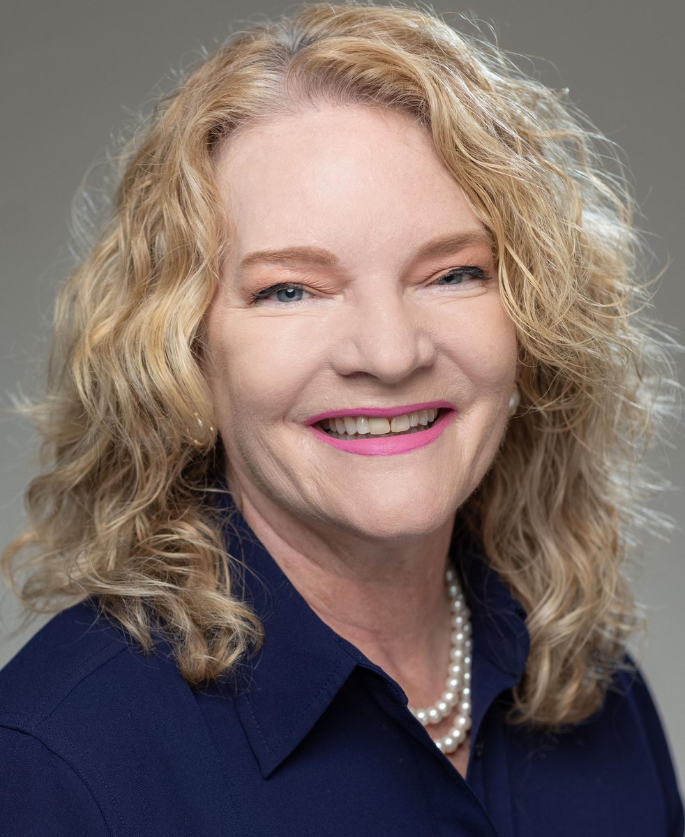 CRC_AACR's tweet photo. Attending #cshlcancer22? One of the meeting organizers is Elaine Mardis, Editor-in-Chief for Cancer Research Communications. Ask her about the types of manuscripts the Journal is seeking to publish. https://t.co/PyBIlffdsX