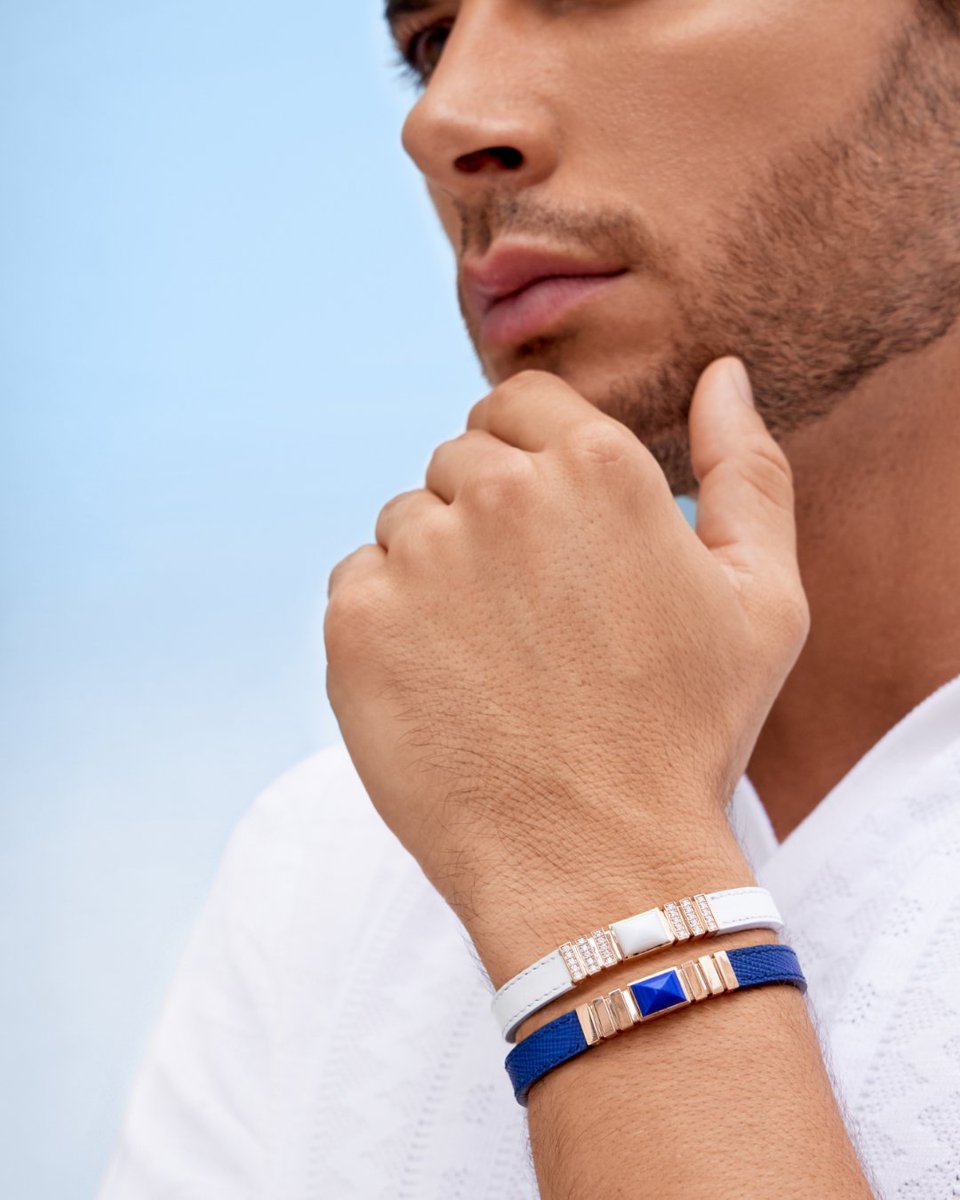 marlistyle's tweet photo. UNII by Marli: Curated with a universal perspective that transcends expectations.
#ForgettheRules #TranscendExpectations #UNIIbyMarli
#stacking #layering #jewelry #bracelet #leatherbracelet #gold #diamonds #diamondbracelet #goldbracelet #luxury #andreadenver https://t.co/OCu71TdL6P