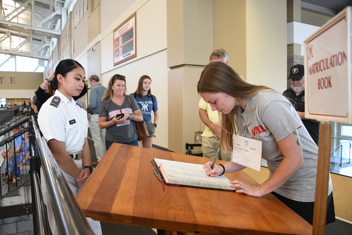 VMI1839's tweet photo. The day is here. Matriculants are arriving on post. VMI cadets, faculty, and staff are assisting them as they register for classes, receive parts of their uniform, move into barracks, and sign the Matriculation Book. #RahVaMil #VMI23plus3 #bigflagday https://t.co/F6Cmqibnp4