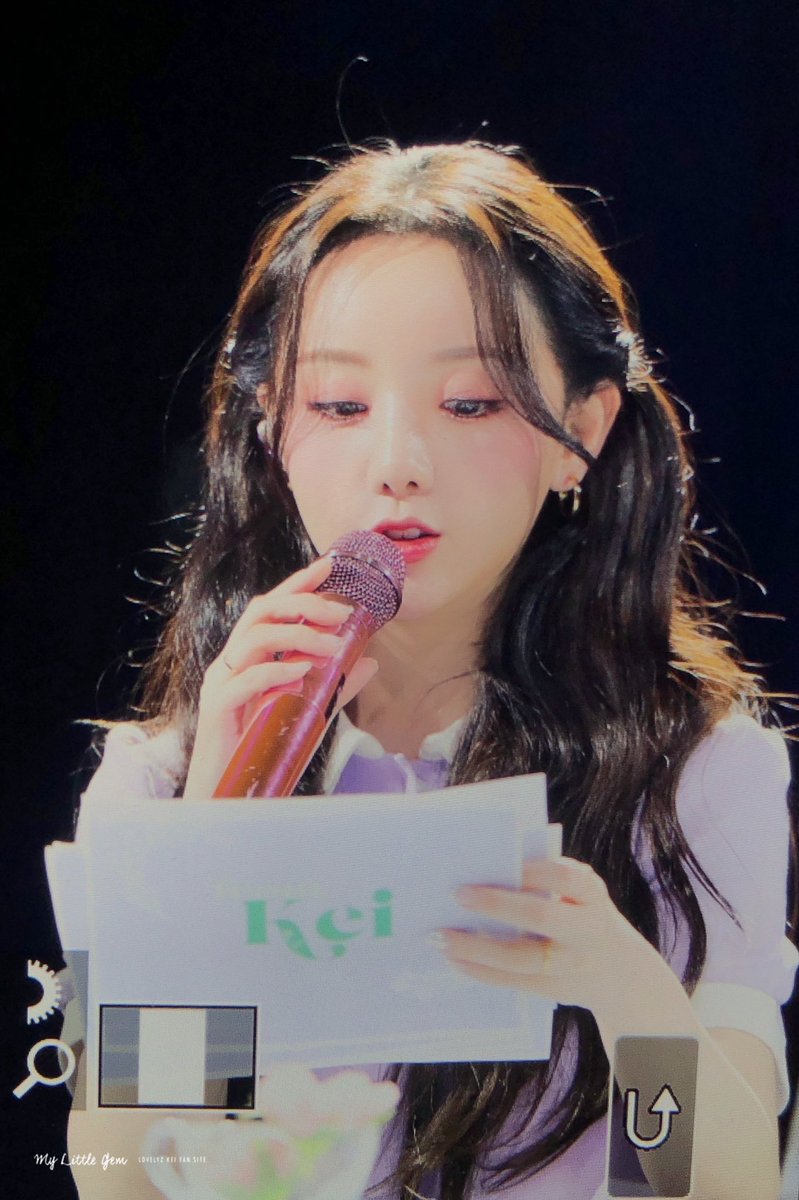 Jyeinie's tweet photo. 220820 케이 팬미팅 미사미사 헤어
돈들어오는 이마 💜💜
#Lovelyz #러블리즈 #케이 #Kei https://t.co/7jb8JgyfbF