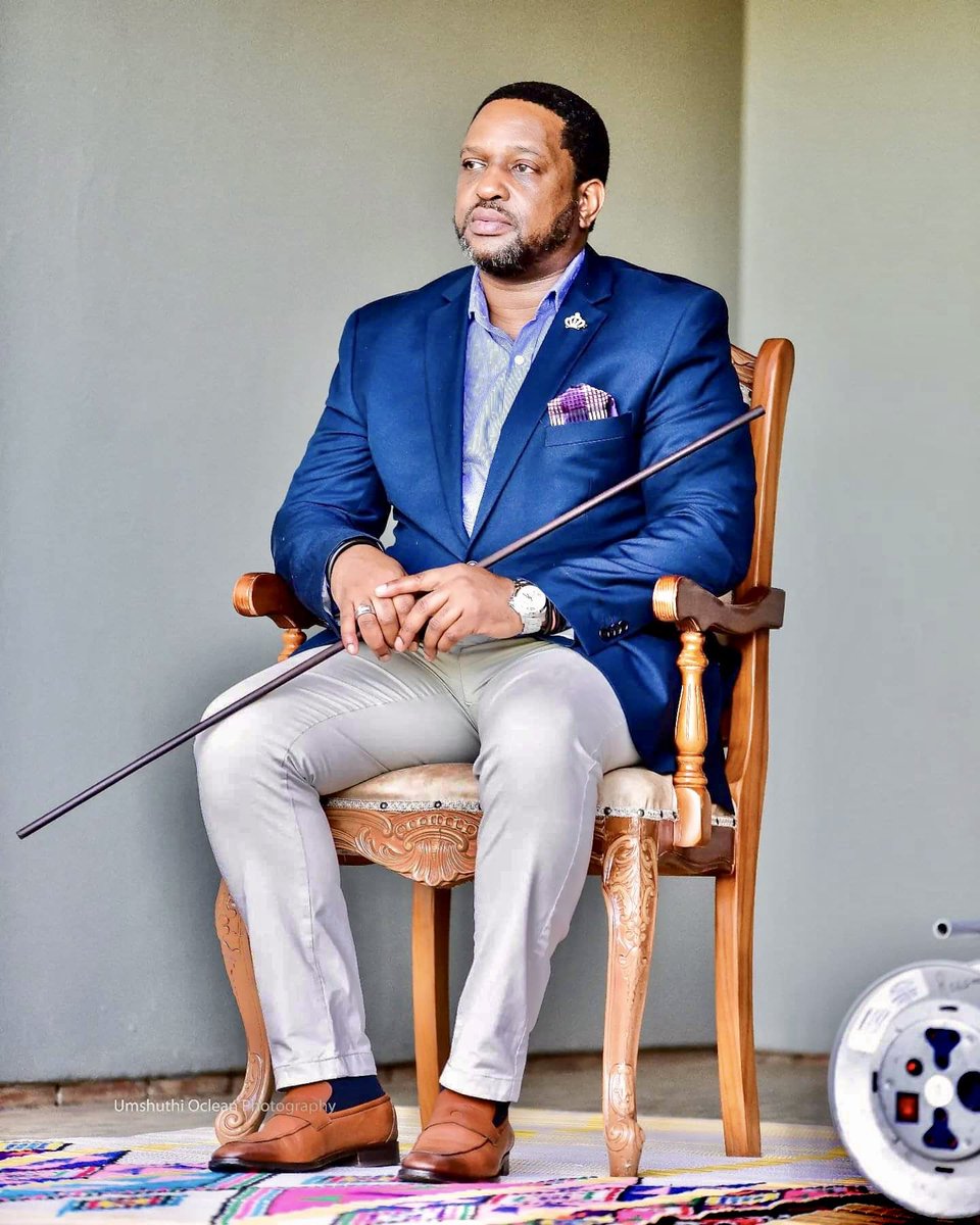 kwabulawayo's tweet photo. #KINGMISUZULU

Isilo samabandla.Indlondlo enophaphe ekhanda.Inkonyane encane ka Ndaba.Ndlunkulu kaMafu Zulu gave full fledged support.

#ZuluRoyalFamily #SouthAfrica
#Moneoa #Phiwe #InkosiEsibayeni
#kingmisuzulu #SingleAndMingle #BigZulu #Arsenal
#KwaBulawayo https://t.co/2Ute7uQNPw