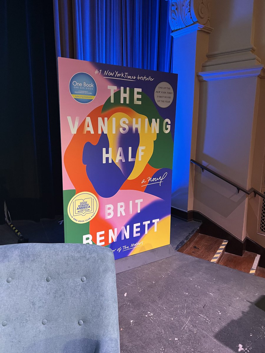 gbmccarty's tweet image. #onebookonesandiego