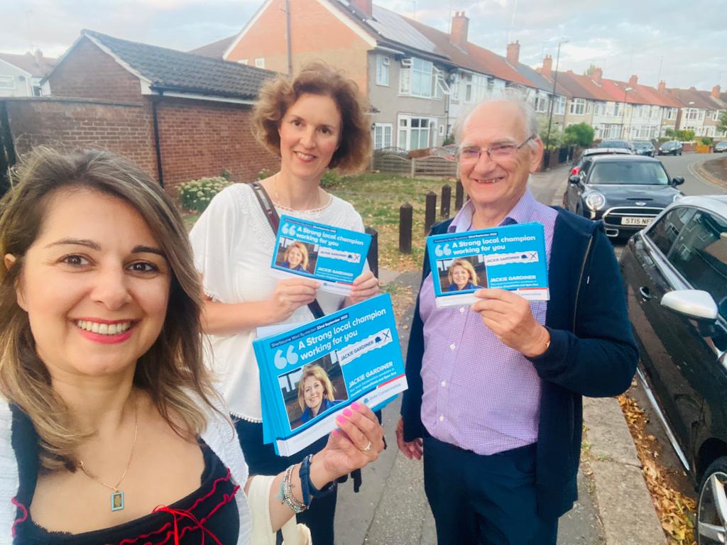 A lovely fresh breeze in #SherbourneWard this morning. Good to be out campaigning for @JackieGardine13. A first successful week for the by-election!
#SaveCoundonWedge
@CWOwestmidlands
