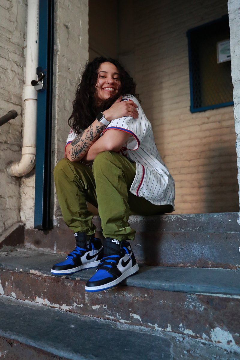 Discover Sweet Escape by Elaine Kristal youtu.be/ywC6SPkrd20 via <a href="/HeyGroover/">Groover</a> #GrooverEffect