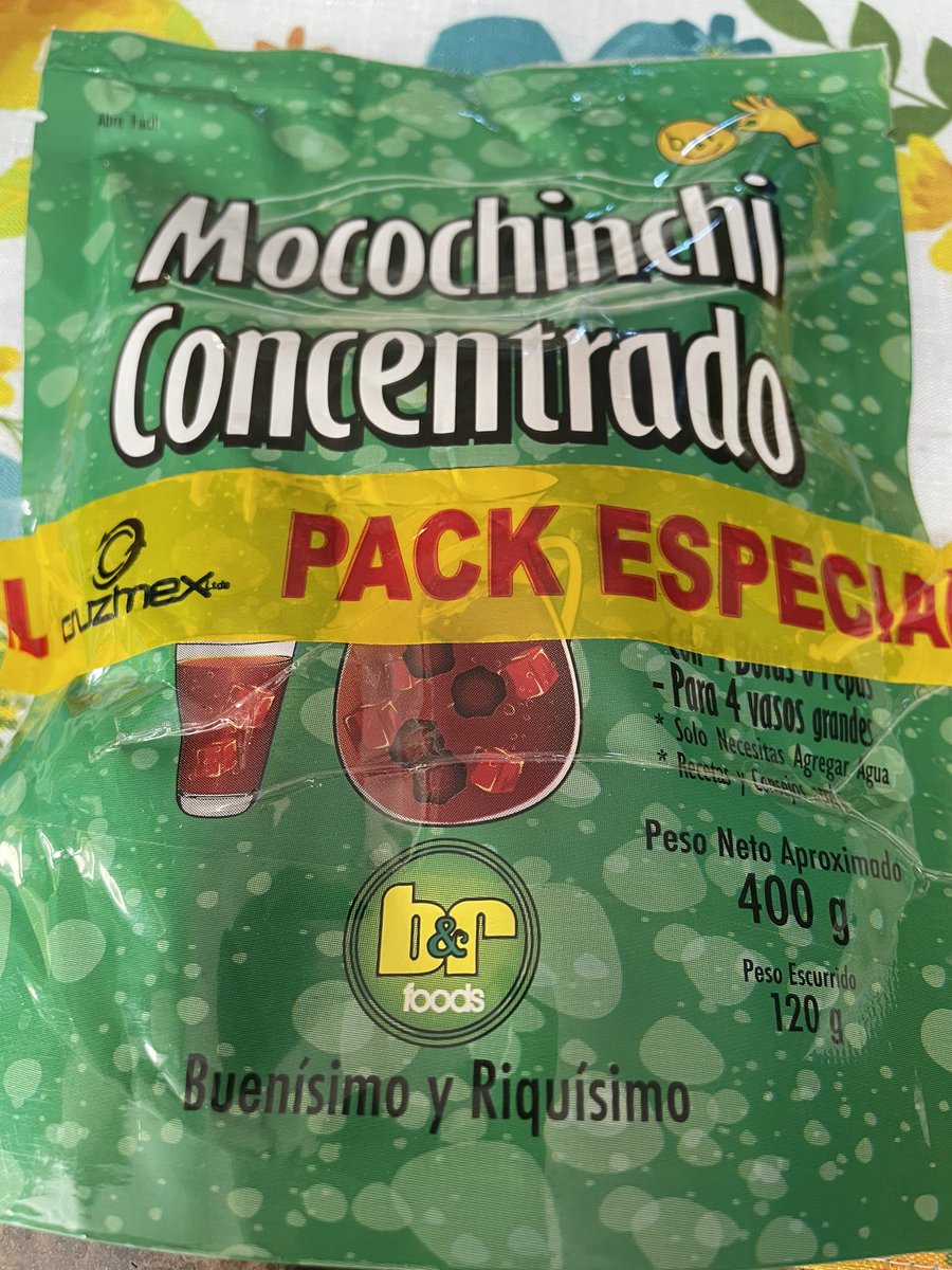 Wodonoz's tweet photo. #Bolivia 

Yeah, it is called MocoChinchi , don’t try to translate literally “moco” 😂

This pack is the closest to the real thing. 
It says it makes 4 cups because it only has 4 “pepas”, but it is too sweet. I got 10 from the last pack while still enjoying it

#MadeInBolivia https://t.co/2IyvLprvwi