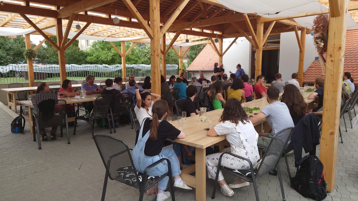 CEITEC_Brno's tweet photo. #LISH22 #EMBOCourse participants have a free day and get to know South Moravian folklore 🍷🍇

@Jihomoravsky_kr https://t.co/BMXvZelqJE