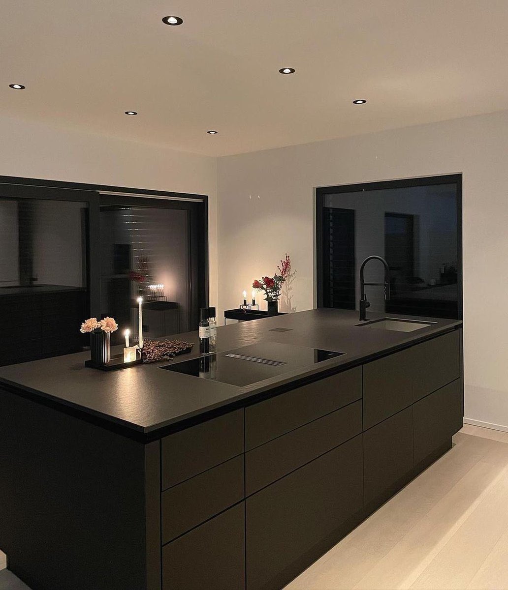 INTERIORBYHUT's tweet photo. I’m dreaming of having a kitchen like this https://t.co/qxuMEFo6KX