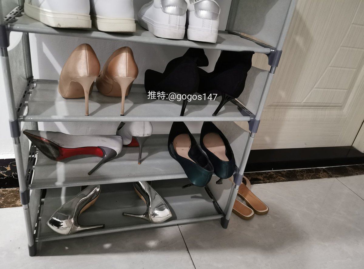 gogos147's tweet photo. #扫楼 #打胶 #射鞋   这户好多精品 https://t.co/OMtCDN2Pcv