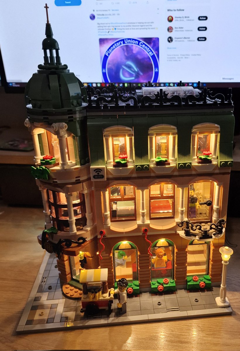 lifeinbrick's tweet photo. If you’re interested in LEGO Lighting kits and want to save some money, use promo code LIFEINBRICK for 22% off at https://t.co/8wlFKku0Ij Here's an example of one of their products I've added to my collection. #lego #legolighting #LEGO90years #legomoc #legocity https://t.co/oXQWL8fakS