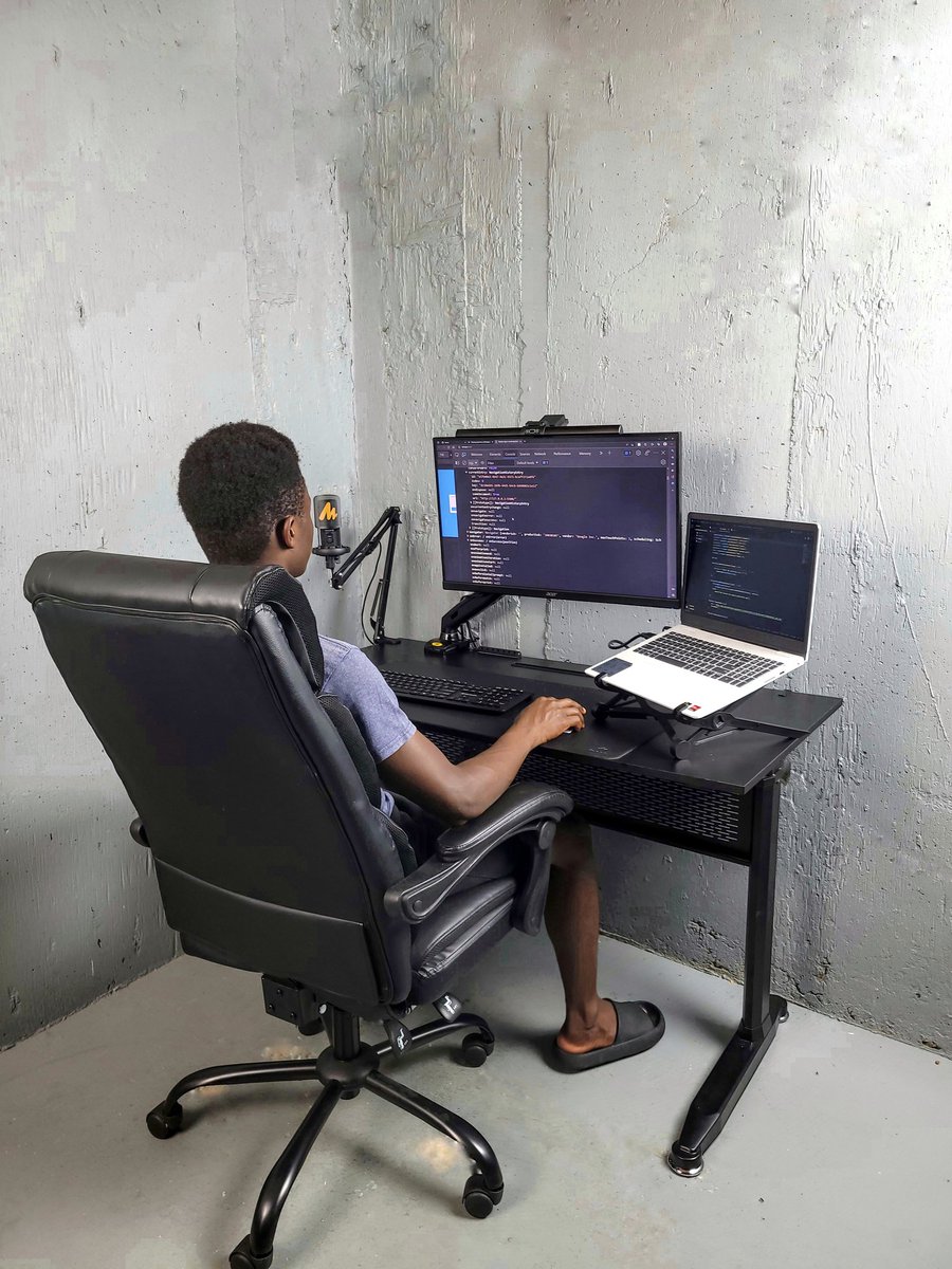 itsleongongola's tweet image. Day 78 of #100DaysOfCode 

Continued with learning API&apos;s on LinkedIn learning and starting to get how they really work and why there are there.

#javscript #html5 #css3 #coding #studentlife