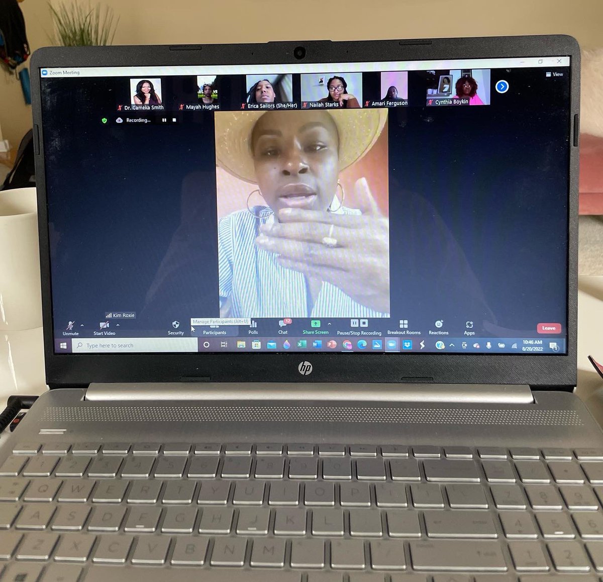 iamCameka's tweet photo. For the last 4 weeks I’ve had the pleasure of hosting 10 amazing young entrepreneurs at @dillarduniversity.

When I tell you these young women have shown up each and every Saturday morning to learn from some amazing women in my tribe @yvettegavin @KimRoxie #BOSSOnCampus #HBCU https://t.co/bXpqT2Id9P