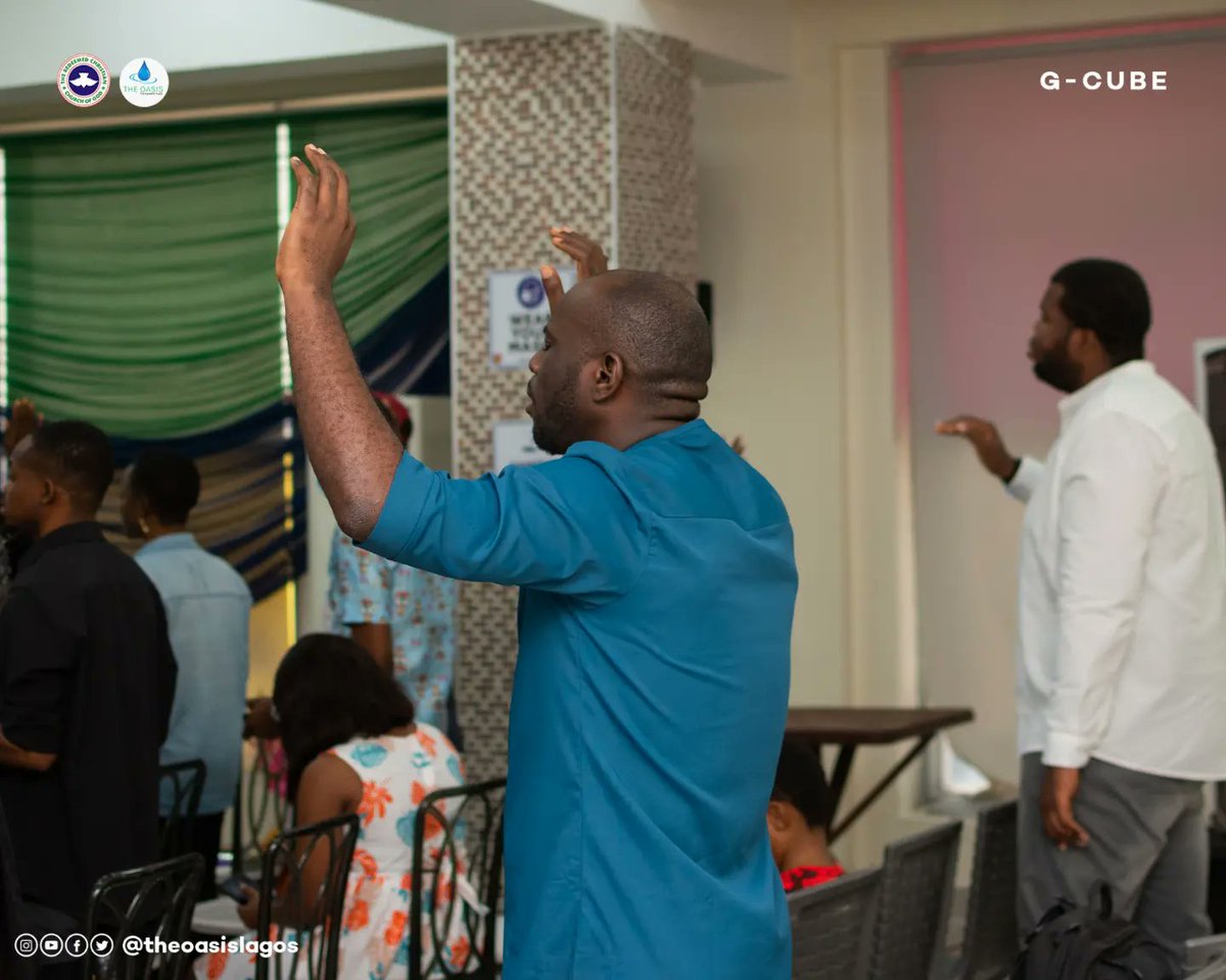 theoasislagos's tweet photo. The maiden edition of the Oasis GLOW and GROW program has begun with prayers 🎉💃
At The Oasis, we recognize the value of the single season and are very intentional about maximizing this season in prayers and fellowship.
#TheOasisLagos #GCube https://t.co/NLBrLJT8uX